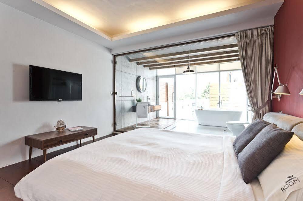 Bed and Breakfast Playful House Кэньдин Экстерьер фото